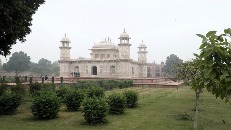 Agra (63)