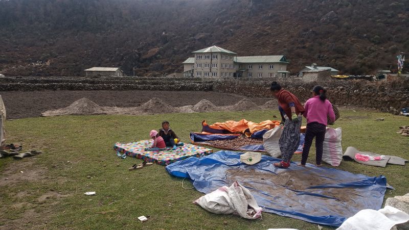 NAMCHE A OKOLÍ (26)